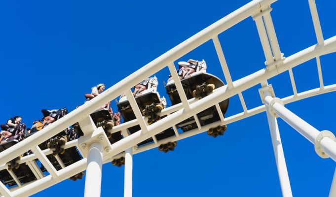 Video: Man Stuck on Rollercoaster Ride at Six Flags Goes Crazy