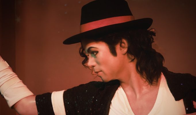 michael-jackson-anti-gravity-boots-conspiracy-2