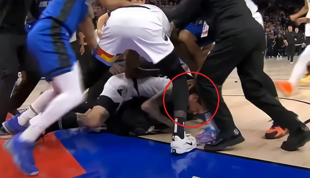 Why Did Mo Bamba Try to Choke Out Austin Rivers and Throw Punches in Fight After Running Off the Bench?