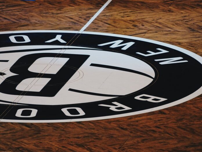 nets-fan-draymond-punched-you-chant-jordan-poole-3