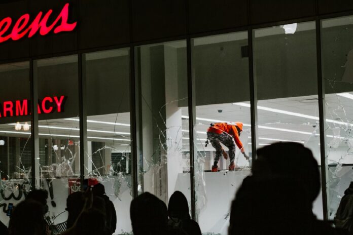 religous-walgreens-cashier-condom-3