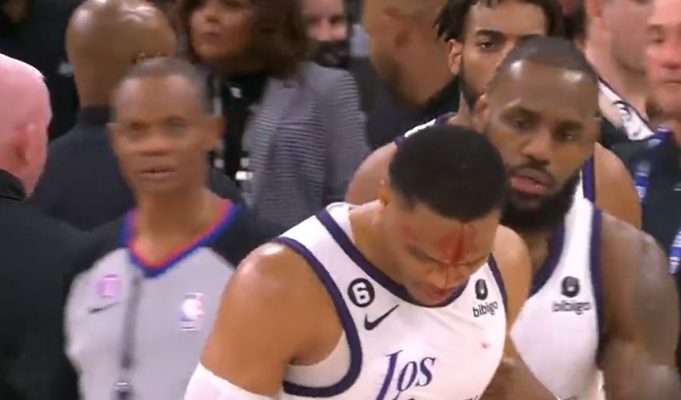 Russell Westbrook Goes Crazy While Bleeding Trying to Fight Zach Collins after He Elbows Him in the Head on Possibly Dirty Play
