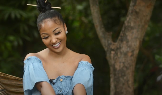 shenseea-back-stretching-photo