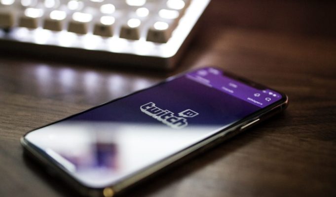 Sliker's Gambling Scam Confession Makes #TwitchStopGambling Trend as People Protest Twitch Allowing Gambling Streams