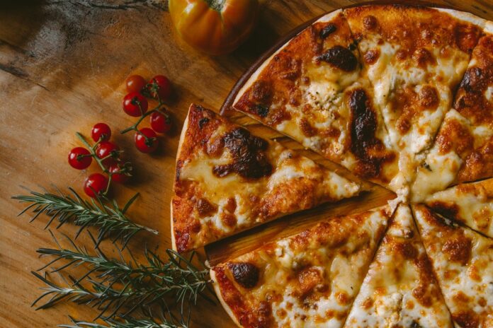 the-Essential-Cheese-Used-in-Margherita-Pizza