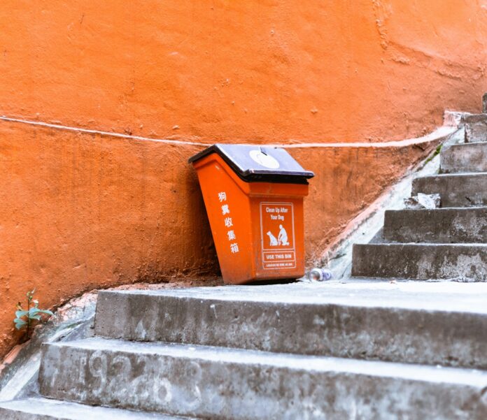 trash can for waste