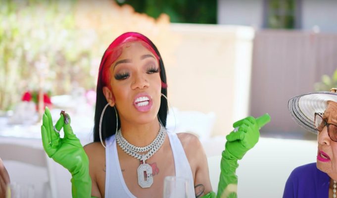Criticism of Glorilla's Physical Appearance Sparks Twitter Thread About 'Ugly Rappers' and Double Standards with Females