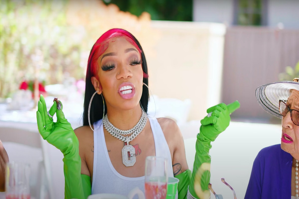 Criticism of Glorilla's Physical Appearance Sparks Twitter Thread About 'Ugly Rappers' and Double Standards with Females