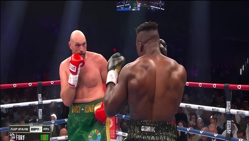 tyson-fury-elbow-ngannou-cheating-2