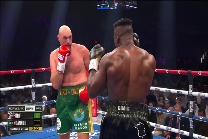 tyson-fury-elbow-ngannou-cheating-2