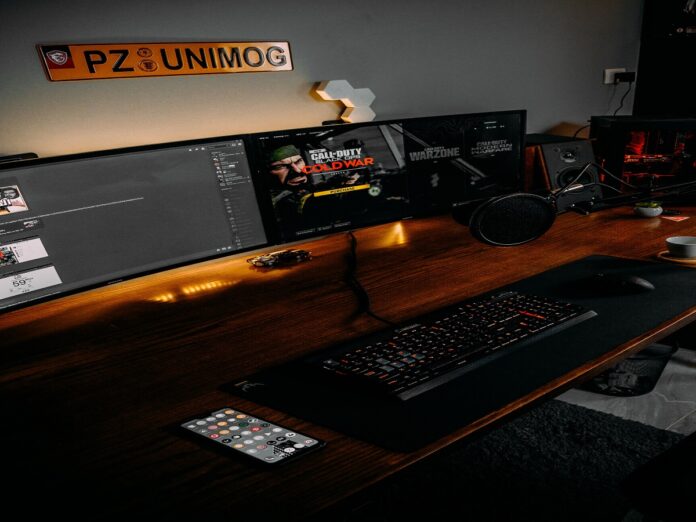 us-navy-twitch-streamer-TheDannyHammerTTV-dislocates-knee