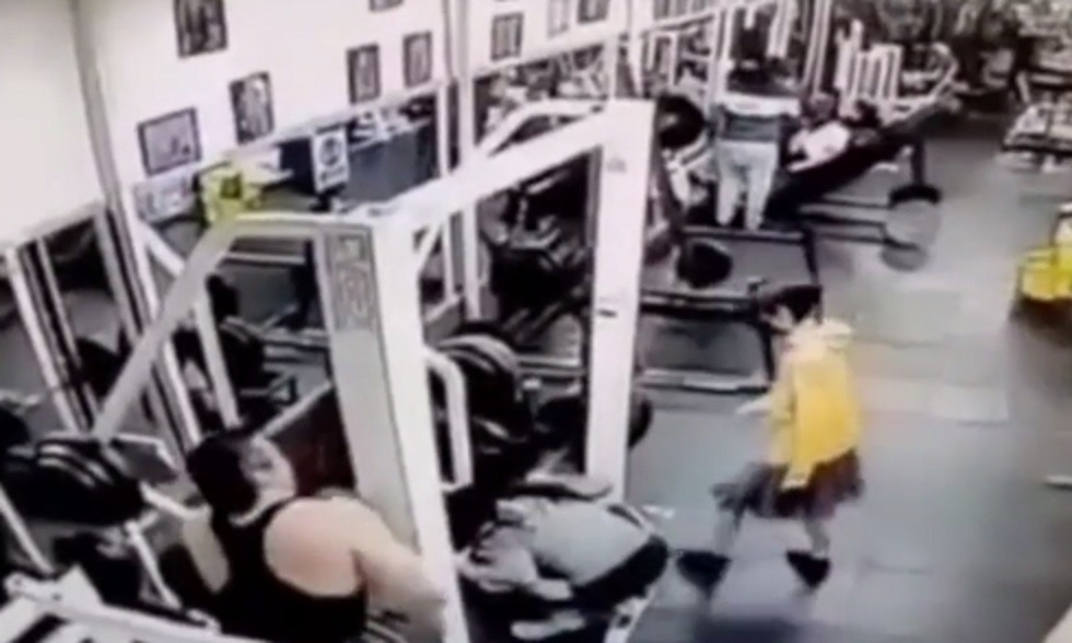 Identity of woman in Smith Machine Squat Death video.