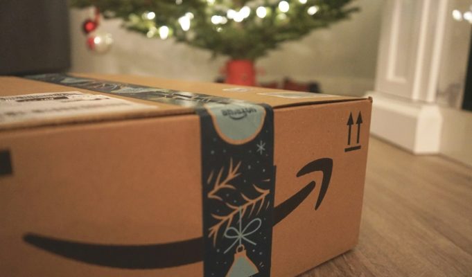 woman-doesnt-know-number-to-call-police-amazon-porch-pirate